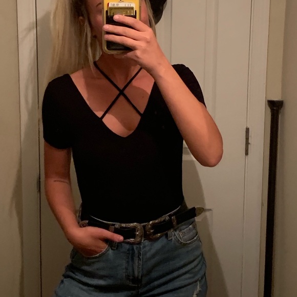 Lizard Thicket Tops - Short Sleeve crisscross Bodysuit Lizard Thicket Tops - Short Sleeve crisscross Bodysuit